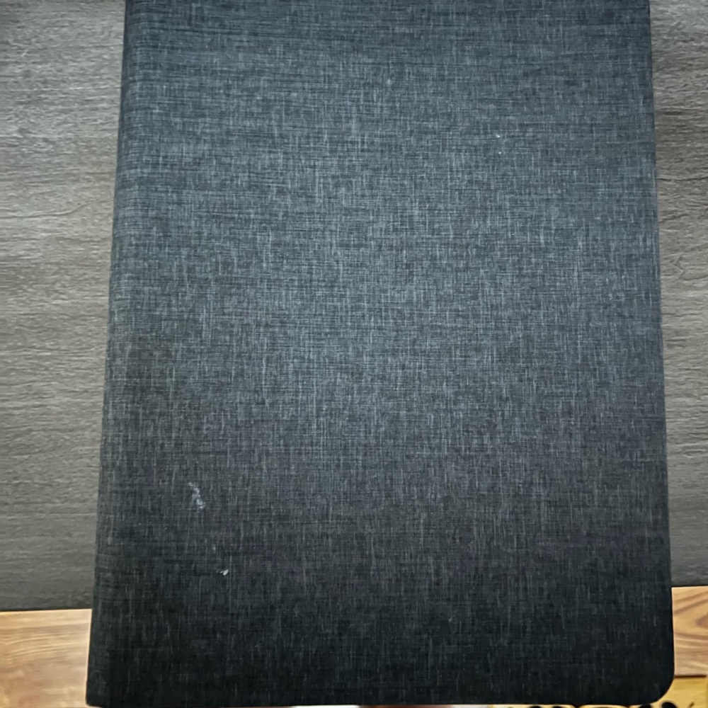 Tablet/ipad case never used but not in box